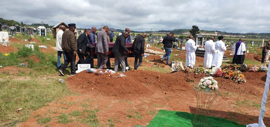 browns funeral services image